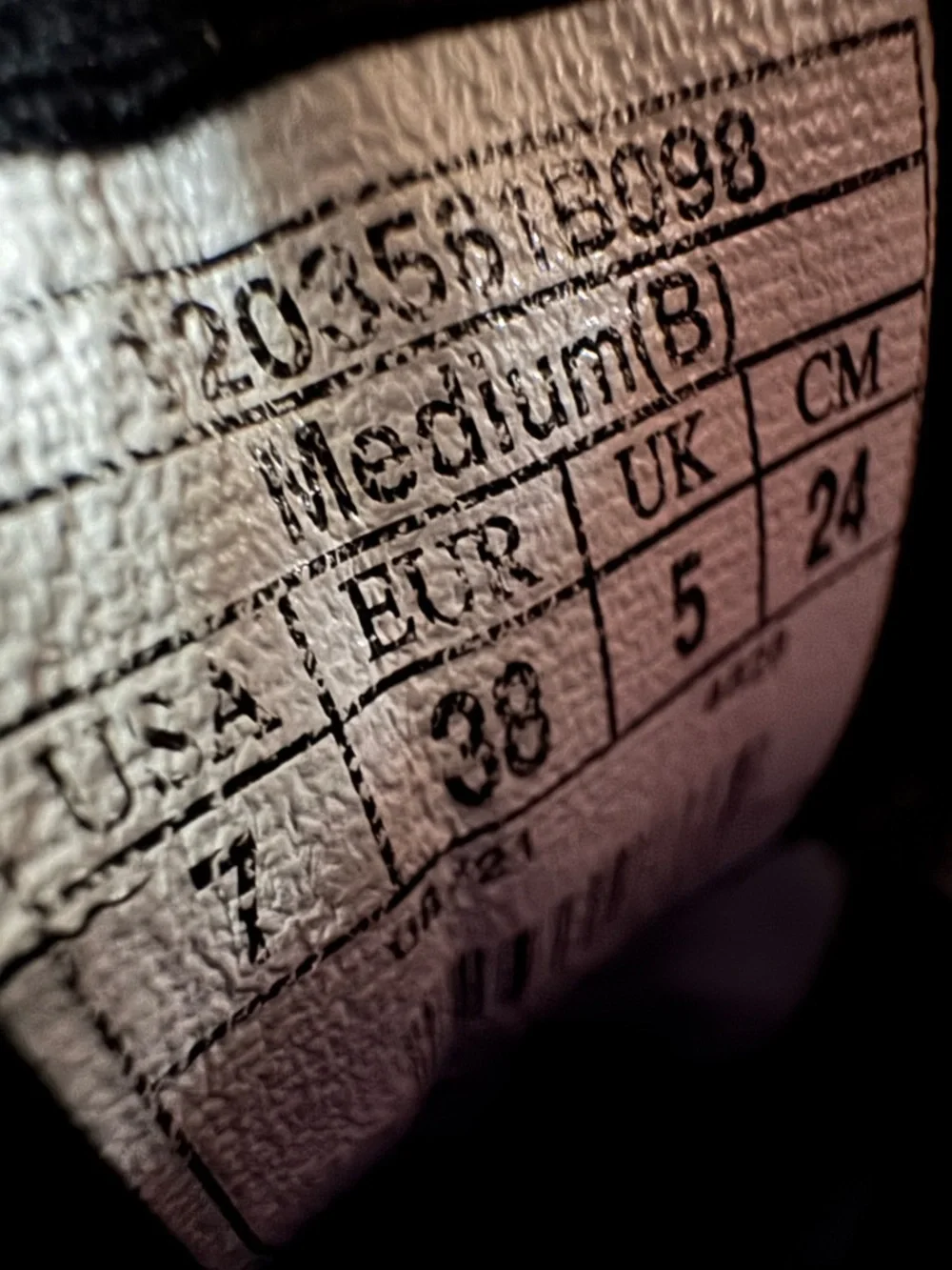 Brooks Ghost 14 - Electric Cheetah Running Shoes Women’s Size 7 (Medium B) - Picture 12 of 12